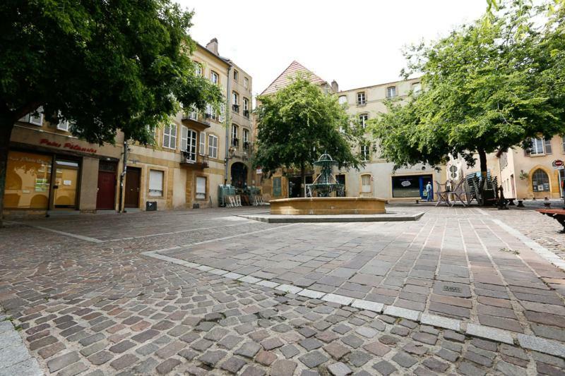 Appartement Jeanne D'Arc Мец Экстерьер фото